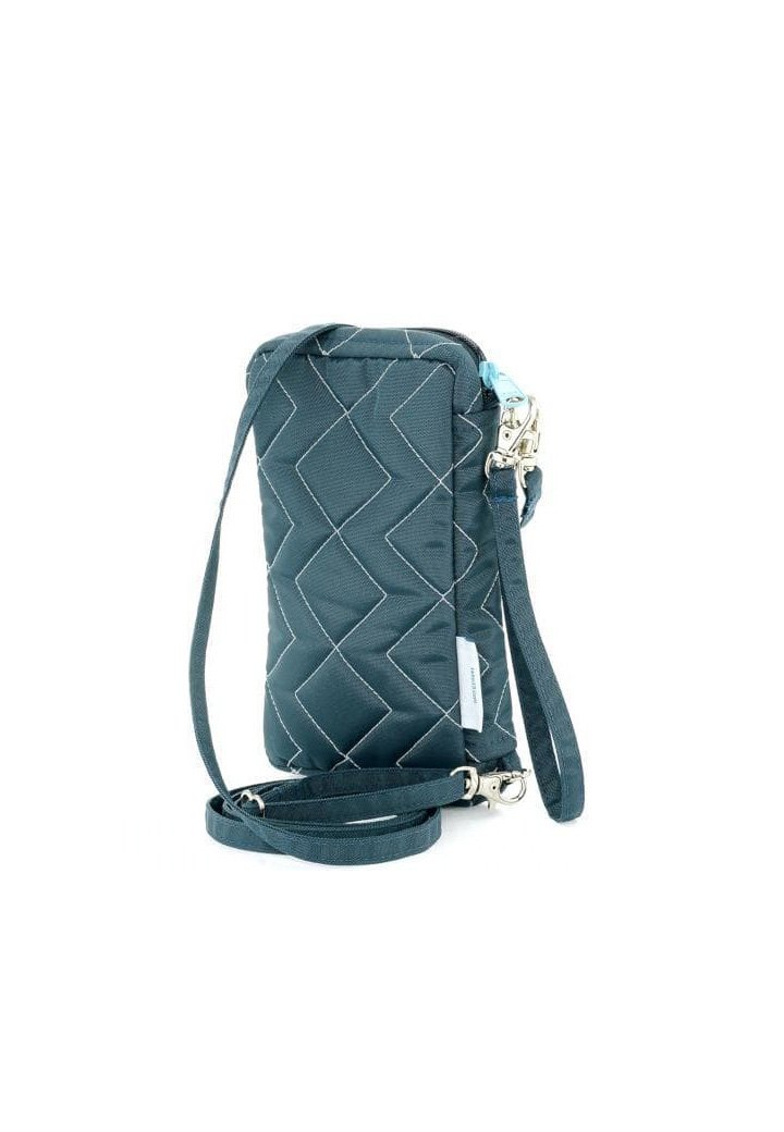 img_0_0_24 img_0_0_24